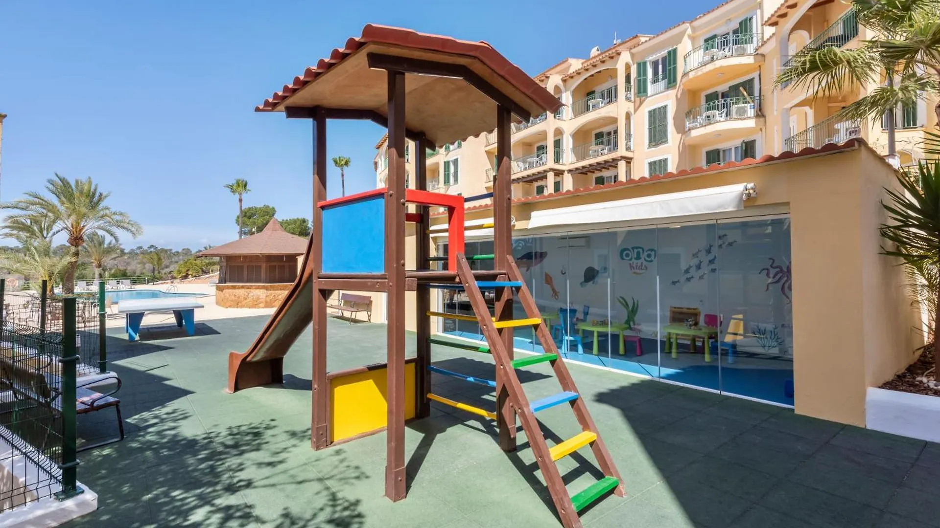 Aparthotel Ona Cala Pi Club 3*, Cala Pi (Mallorca)