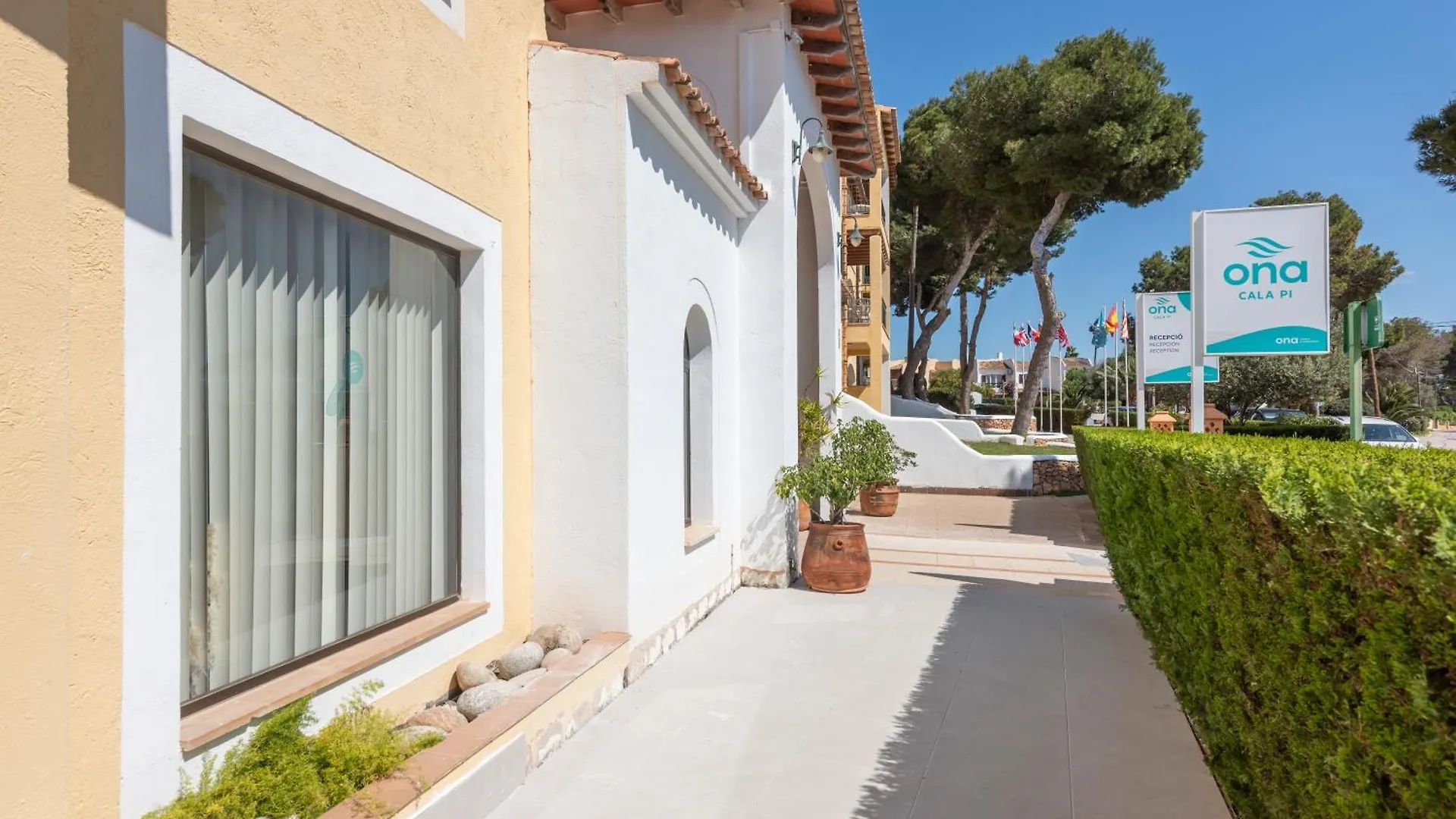 Aparthotel Ona Cala Pi Club 3*, Cala Pi (Mallorca)