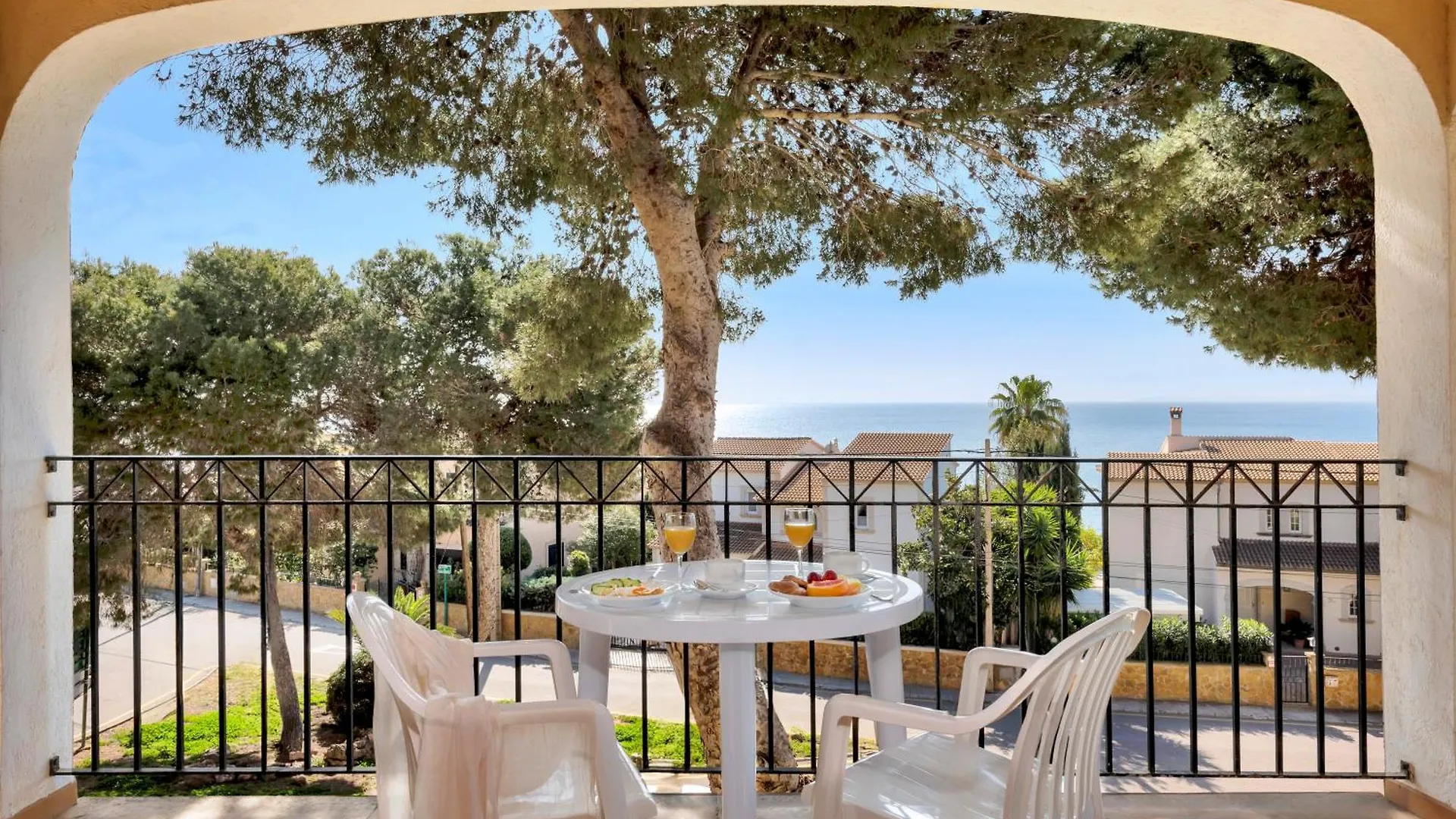 Aparthotel Ona Cala Pi Club