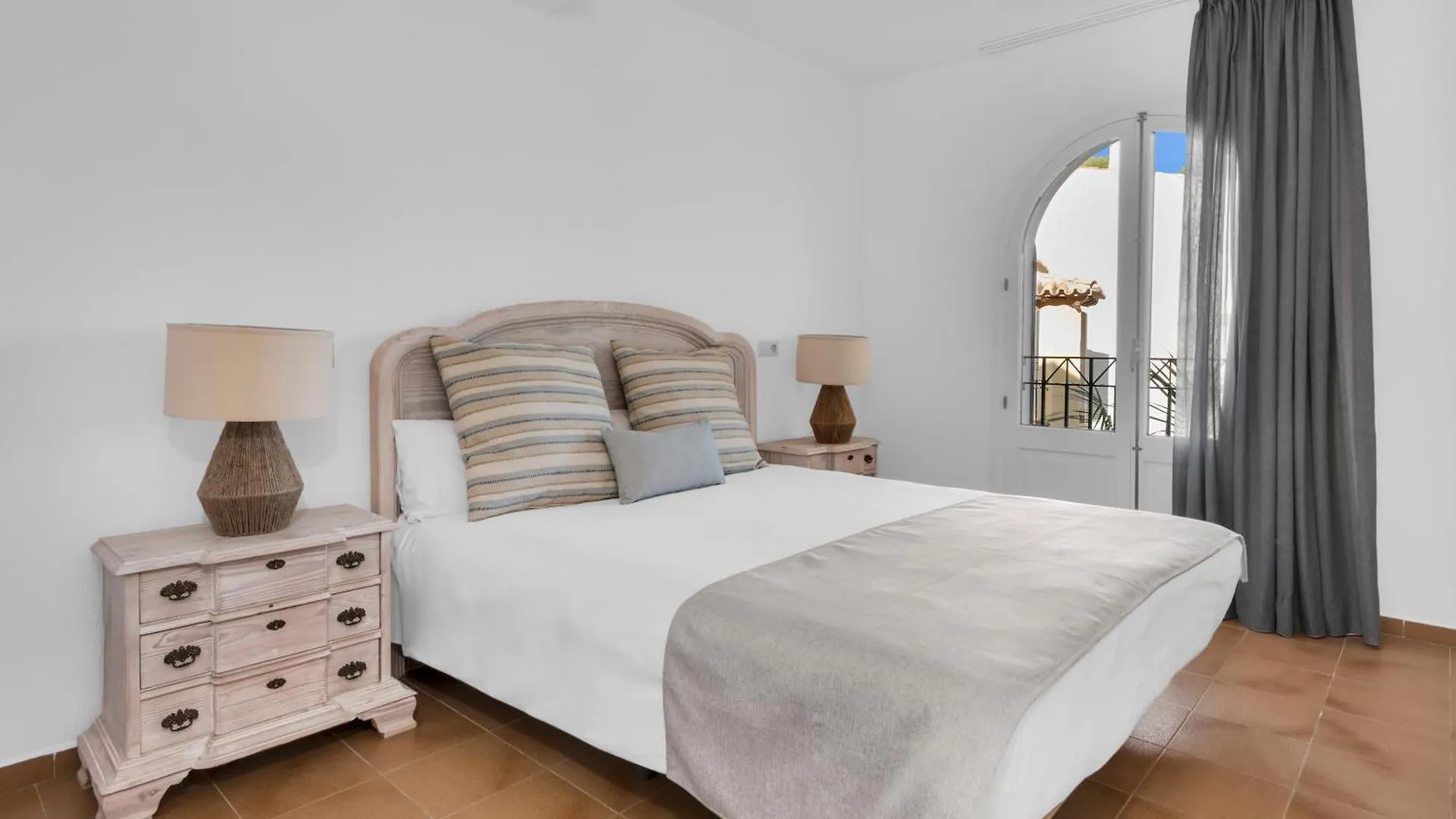 Aparthotel Ona Cala Pi Club Spain