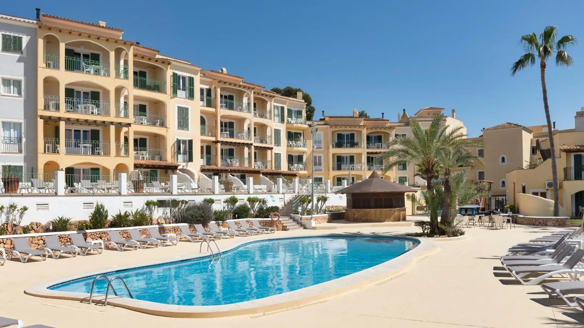 Aparthotel Ona Cala Pi Club